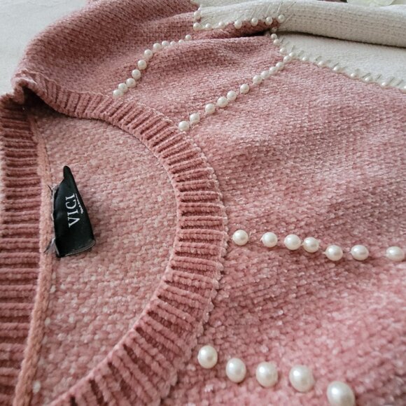 VICI Pink and Cream Vivianna Embelished Oversized Sweater with Pearls - Picture 2 of 8